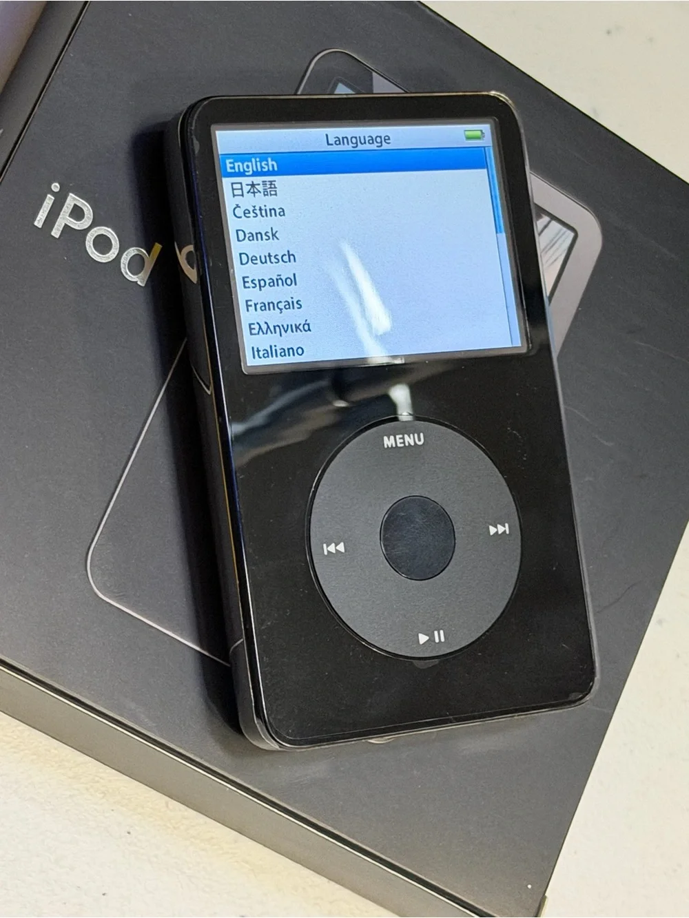 Apple iPod Video Black 5.5 80gb dac in Apple box